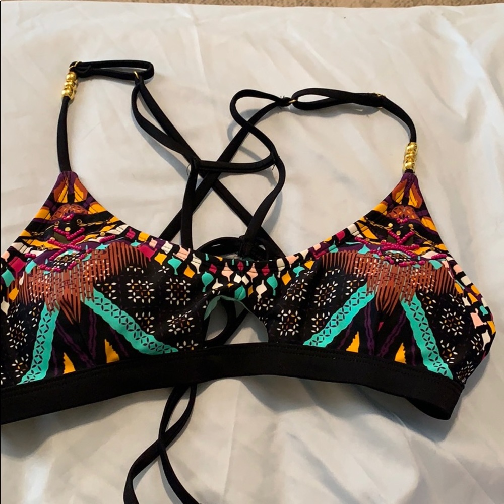 Bikini top